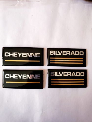 Par Emblemas Laterales De Chevrolet Cheyenne Y Silverado Foto 5