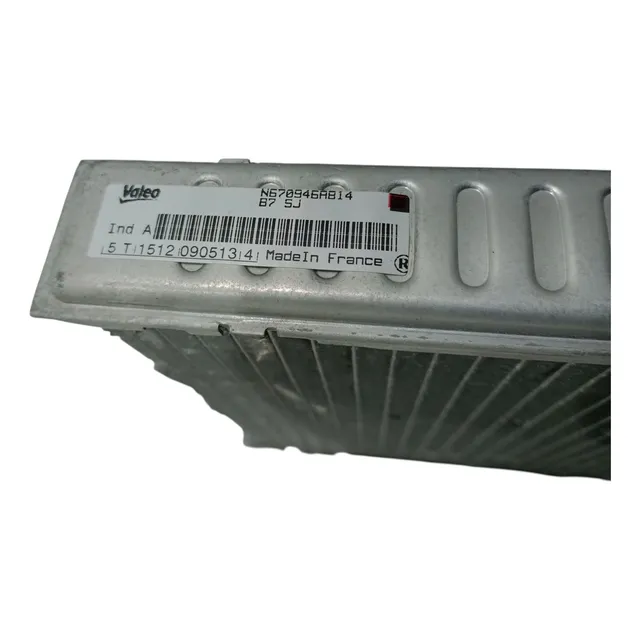 Radiador Ar Quente Valeo Peugeot Rcz 308 408 2013 /… Usado 3