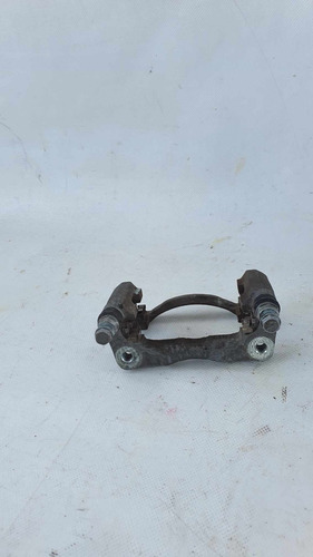 Porta Caliper Del. Izq. Toyota Yaris Hatchback 2006 1.5 Foto 9