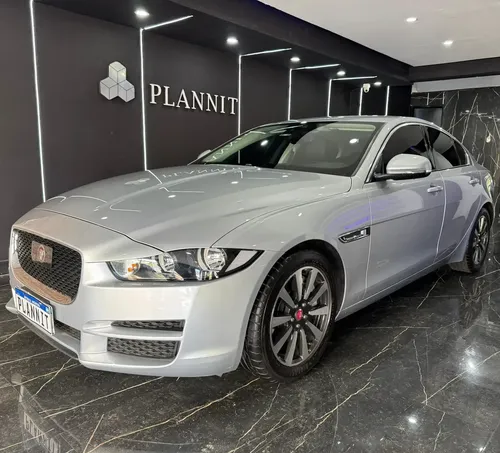Jaguar XE 2.0 S 240cv