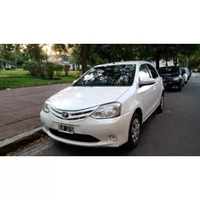 Toyota Etios 2014 1.5 Xs 5 P