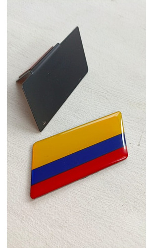 Emblema Bandera Colombia Persiana Baul Rejilla Vw Seat Chevr Foto 2