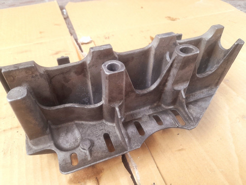 Base Soporte Riel Inyectores Inyec Renault Sandero 10/15 Foto 5