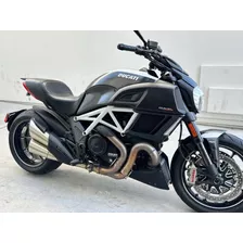 Used 2015 Ducati Sportbike Motorcycle Diavel Carbon Star 