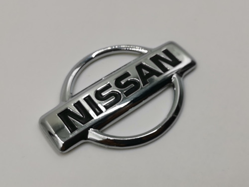 Emblema Para Cofre Generico Compatible Con Nissan D21 Foto 2