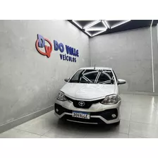 Toyota Etios Hatch Platinum 1.5 (flex) (aut)