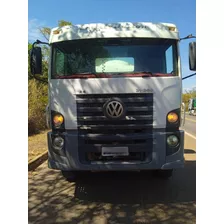 Volkswagen 31.260 6x4 Ano 2012