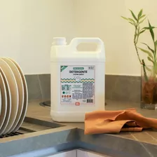 Detergente De Capim Limão Biodegradável Bioz Green 5l