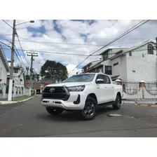 Toyota Hilux 2024 2.4 Diésel 4x4