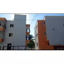 Edificio En Venta En Villa Mella De 12 Apartamentos Rentados Todos En 96mil Pesos Urbanizacion Eden