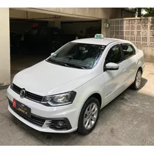 Volkswagen Voyage 2018 1.6 Msi Comfortline Total Flex 4p