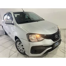 Toyota Etios 1.5 X Plus Sedan 16v Flex 4p Automático