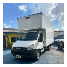 Iveco 35s14 2017 Bau 4,50 Com Avanço