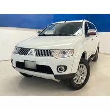 Mitsubishi Montero 2013