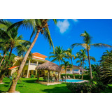 Casa Grande Con Piscina En Venta Residencial Cocotal, Bavaro Punta Cana Republica Dominicana