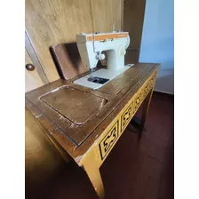 Máquina De Coser Singer Con Mueble