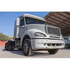 2012 Tractocamión Freightiner Cl120