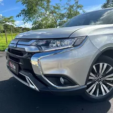 Mitsubishi Outlander Hpe 2022