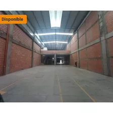 Arriendo Bodega - Sector Montevideo, Zona Industrial