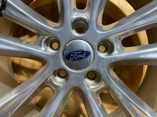 Rin Aluminio 20x8.5 Ford Explorer 2018 - 2019 5 Birlos Foto 2