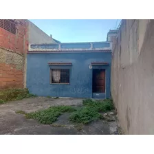 Oportunidad Solo Para Inversionistas - Venta De Potencial Casa Para Demoler Y Crear Un Gran Establecimiento Comercial - Av. El Cuartel - Catia. Fr