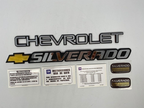 Chevrolet Silverado Emblemas Y Calcomanas  Foto 4