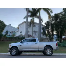 Dodge Ram 2500 Laramie Cummins 6.7 Diesel 2012 Impecável