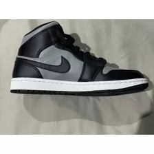 Air Jordan 1 Mid