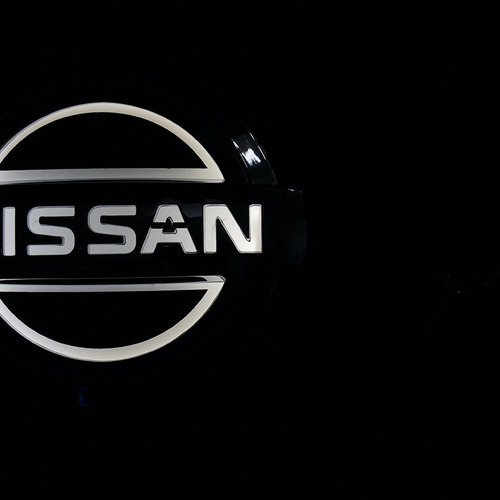 Nissan Llev La Luz Del Coche Del Logotipo 11.7cm X 10cm Foto 4