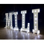 Primera imagen para búsqueda de letras luminosas