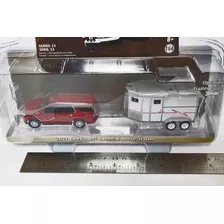 2021 Chevrolet Tahoe & Horse Trailer, 1:64 Greenlight