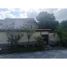 Casa En Venta En Macaracuay 24-9240