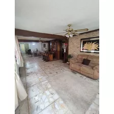 Amplia Casa En Venta En Ecatepec, Jardines De Cerro Gordo.