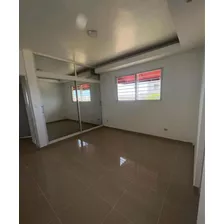 Vendo Inmueble Por El Residencial Amalia San Isidro