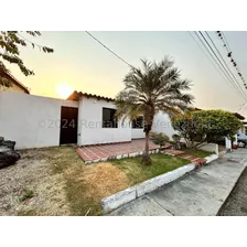 José Trivero Vende Hermosa Casa Ubicada En Urbanización Privada De Cabudare