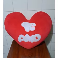 Almohada De Corazón Grande 40x50 Aprox. Con La Frase Te Amo