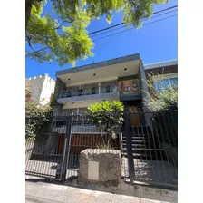 Casa En Venta De 4 Dorm, Fondo, Piscina Y Ggs En El Prado!! Av. Buschental