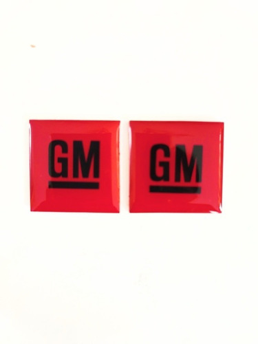 Par Emblemas Laterales Cuadros Chevrolet Gm Rojos 3x3cm Foto 3