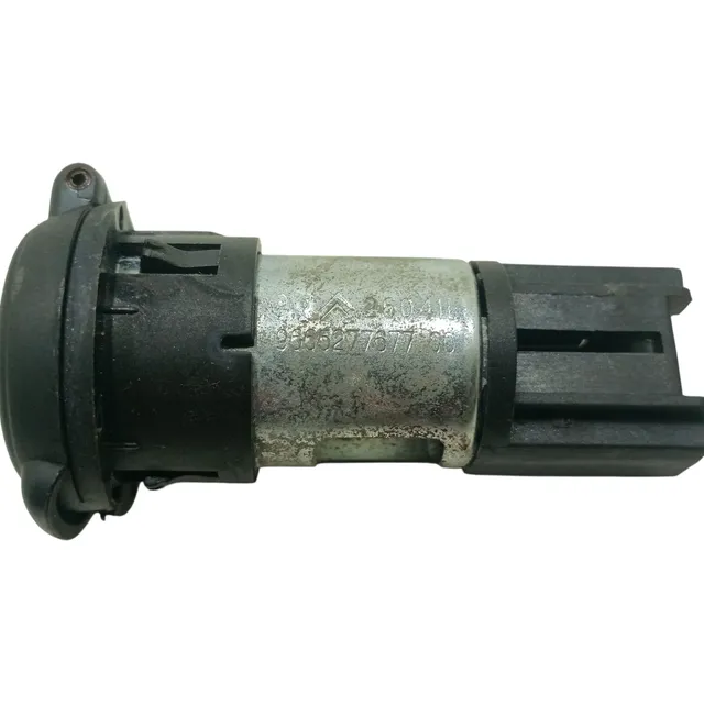 Tomada Console 12v Citroen C4 Lounge 2014 A 2019 Preto 3