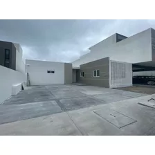 Casa En Venta En Veracruz 1 Planta, Fracc. Lomas De La Rioja.