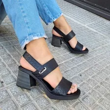 Sandalias De Cuero Negras - Talle 36 