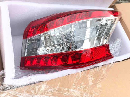 Farol Der. Led Nissan Sentra 13-15 / Original Nissan Stanley Foto 2