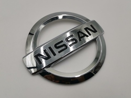Emblema Delantero Nissan Versa 2020 2021 2022 Generico Foto 3