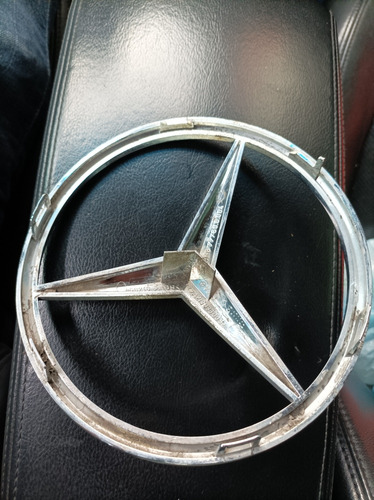 Emblema De Parrilla Mercedes Clk500 Clk350 Foto 3
