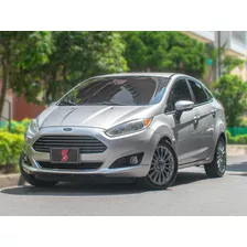 Ford Fiesta Sedán Titanium Automático 2014