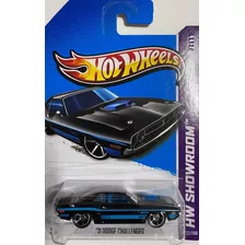 Hot Wheels '71 Dodge Challenger Hw Showroom