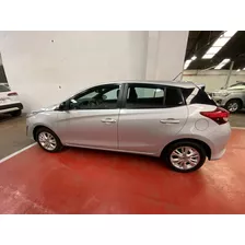 Toyota Yaris 5p Xls 6mt Usado Muy Bueno!!!!!!!! Mr 