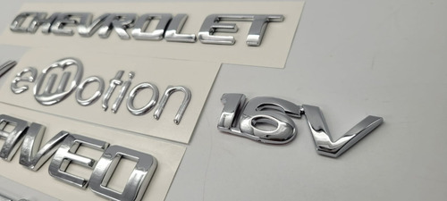 Chevrolet Aveo Emotion 16v Gti 16 Emblemas Cinta 3m Foto 5