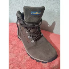 Lindas Botas Goodyear De Uso Muy Leve 28.5cm