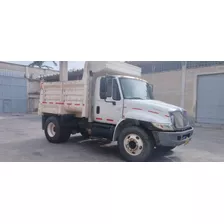 Volqueta International 4300 Modelo 2006 